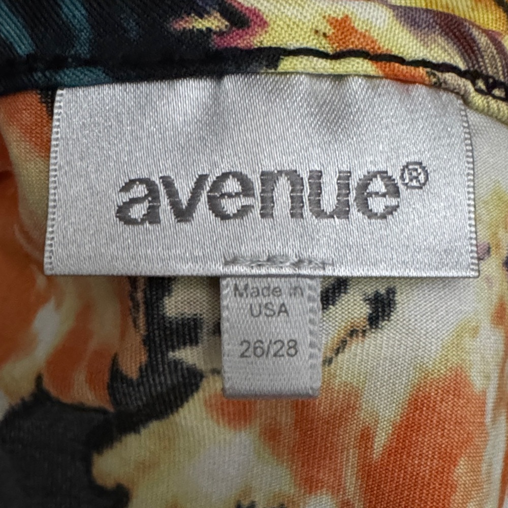 Avenue Multicolor Floral Dress - Picture 2 of 3